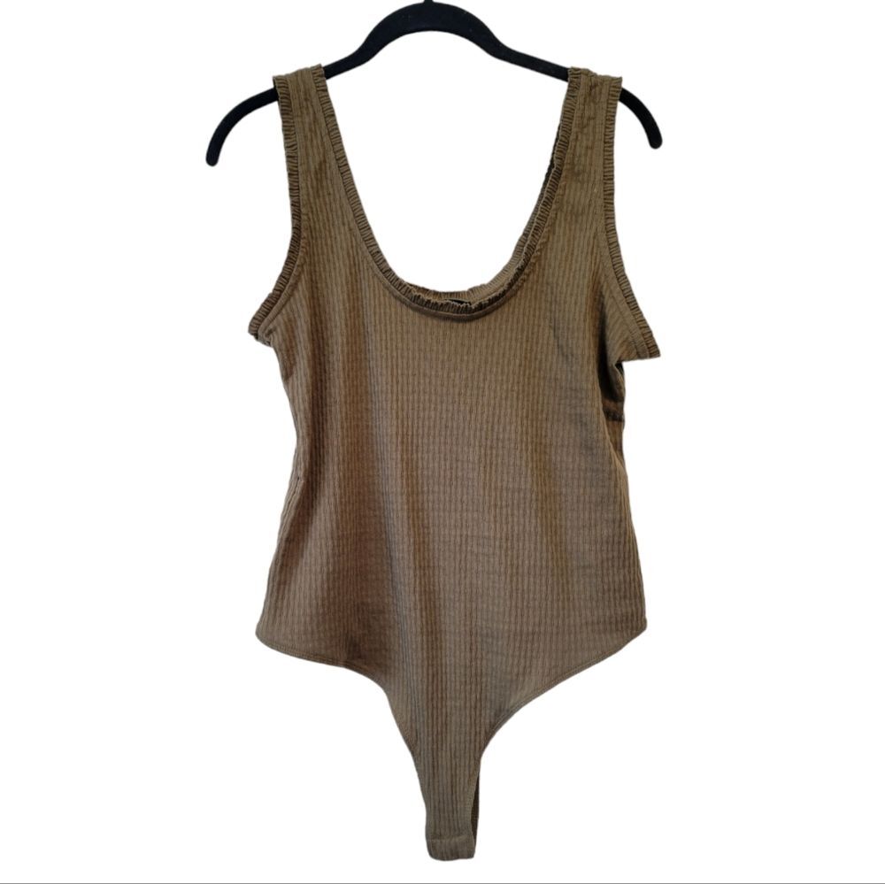 Wild Fable Olive Green Textured Scoop Neck Bodysuit Size Large